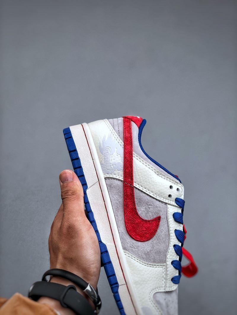 Nike Dunk Shoes